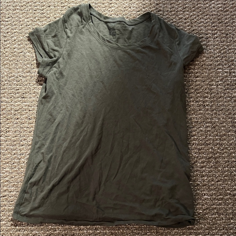 Women's Green Short Sleeve Tee